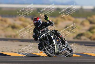 media/Nov-06-2023-Moto Forza (Mon) [[ce023d0744]]/3-Intermediate Group/Session 5 (Turn 4)/